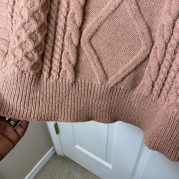 NWT Aelfric Eden Cable Knit Crewneck Sweater - Pink Mauve - Picture 3 of 9